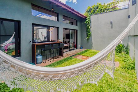 Casa à venda com 158m², 2 quartos e 1 vaga Casa à venda com 158m², 2 quartos e 1 vagaJardim