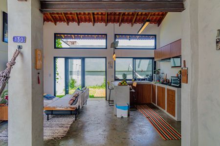 Casa à venda com 158m², 2 quartos e 1 vaga Casa à venda com 158m², 2 quartos e 1 vagaSala