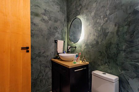 Casa à venda com 158m², 2 quartos e 1 vaga Casa à venda com 158m², 2 quartos e 1 vagaSuite - Banheiro