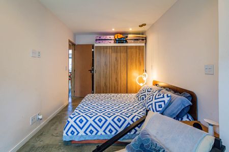 Casa à venda com 158m², 2 quartos e 1 vaga Casa à venda com 158m², 2 quartos e 1 vagaSuite