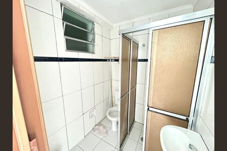 Banheiro  de kitnet/studio para alugar com 1 quarto, 28m² em Centro, Guarulhos