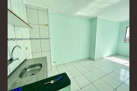 Cozinha  de kitnet/studio para alugar com 1 quarto, 28m² em Centro, Guarulhos