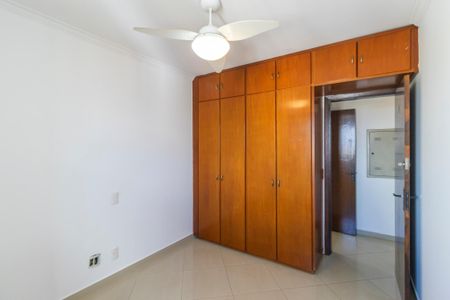 Apartamento à venda com 103m², 3 quartos e 2 vagas Apartamento à venda com 103m², 3 quartos e 2 vagasQuarto 3