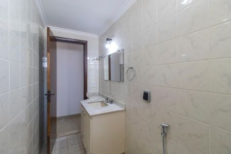 Apartamento à venda com 103m², 3 quartos e 2 vagas Apartamento à venda com 103m², 3 quartos e 2 vagasBanheiro social