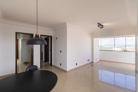 Sala de apartamento à venda com 3 quartos, 103m² em Vila Nova, Campinas