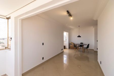 Apartamento à venda com 103m², 3 quartos e 2 vagas Apartamento à venda com 103m², 3 quartos e 2 vagasSala