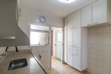 Apartamento à venda com 103m², 3 quartos e 2 vagas Apartamento à venda com 103m², 3 quartos e 2 vagasCozinha