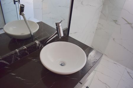 Casa de condomínio para alugar com 278m², 2 quartos e 4 vagasBanheiro 2
