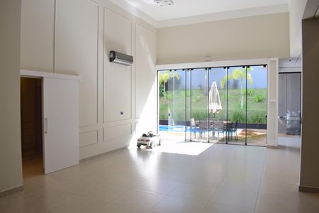 Casa de condomínio para alugar com 278m², 2 quartos e 4 vagasSala