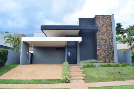 Casa de condomínio para alugar com 278m², 2 quartos e 4 vagasFachada