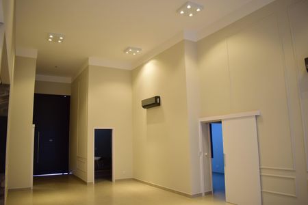Casa de condomínio para alugar com 278m², 2 quartos e 4 vagasSala