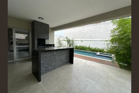 Casa de condomínio para alugar com 470m², 4 quartos e 4 vagas Casa de condomínio para alugar com 470m², 4 quartos e 4 vagasChurrasqueira