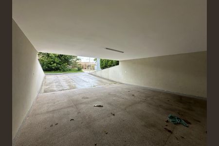 Casa de condomínio para alugar com 470m², 4 quartos e 4 vagas Casa de condomínio para alugar com 470m², 4 quartos e 4 vagasGaragem