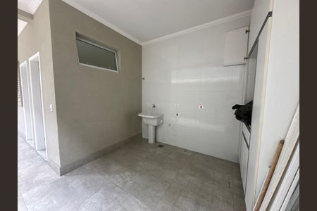 Casa de condomínio para alugar com 470m², 4 quartos e 4 vagas Casa de condomínio para alugar com 470m², 4 quartos e 4 vagasÁrea de Serviço