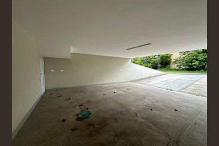 Casa de condomínio para alugar com 470m², 4 quartos e 4 vagas Casa de condomínio para alugar com 470m², 4 quartos e 4 vagasGaragem