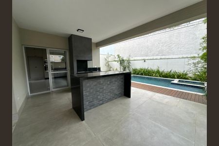 Casa de condomínio para alugar com 470m², 4 quartos e 4 vagas Casa de condomínio para alugar com 470m², 4 quartos e 4 vagasChurrasqueira