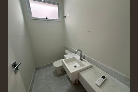 Casa de condomínio para alugar com 470m², 4 quartos e 4 vagas Casa de condomínio para alugar com 470m², 4 quartos e 4 vagasLavabo