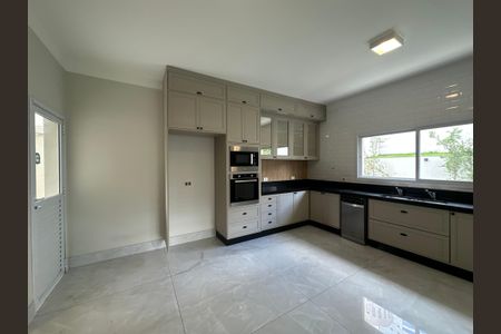 Casa de condomínio para alugar com 470m², 4 quartos e 4 vagas Casa de condomínio para alugar com 470m², 4 quartos e 4 vagasCozinha