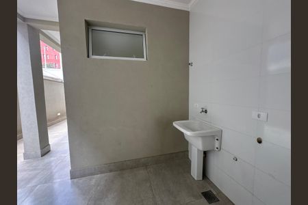 Casa de condomínio para alugar com 470m², 4 quartos e 4 vagas Casa de condomínio para alugar com 470m², 4 quartos e 4 vagasÁrea de Serviço