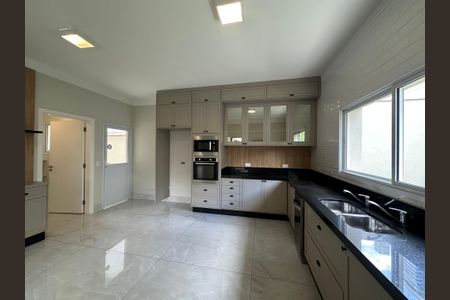 Casa de condomínio para alugar com 470m², 4 quartos e 4 vagas Casa de condomínio para alugar com 470m², 4 quartos e 4 vagasCozinha