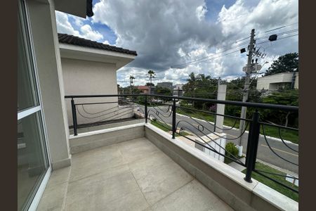 Casa de condomínio para alugar com 470m², 4 quartos e 4 vagas Casa de condomínio para alugar com 470m², 4 quartos e 4 vagasSacada