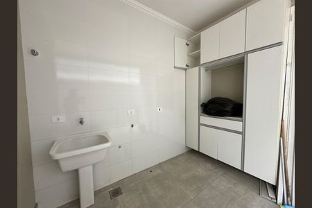 Casa de condomínio para alugar com 470m², 4 quartos e 4 vagas Casa de condomínio para alugar com 470m², 4 quartos e 4 vagasÁrea de Serviço