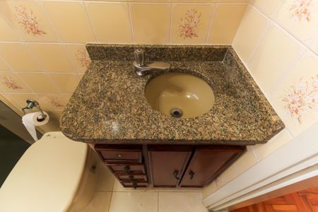 Apartamento para alugar com 70m², 2 quartos e sem vagaBanheiro