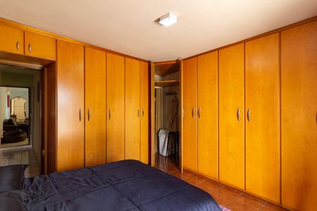 Casa à venda com 151m², 2 quartos e 2 vagasQuarto 1 - Suíte