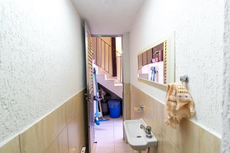 Casa à venda com 151m², 2 quartos e 2 vagasBanheiro de Serviço