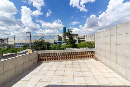 Casa à venda com 151m², 2 quartos e 2 vagasTerraço Quarto 1 - Suíte