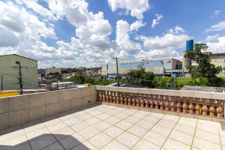 Casa à venda com 151m², 2 quartos e 2 vagasTerraço Quarto 1 - Suíte