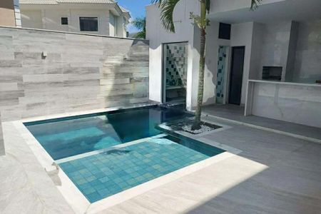 Casa de condomínio à venda com 350m², 4 quartos e 3 vagas