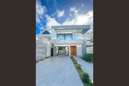 Casa de condomínio à venda com 350m², 4 quartos e 3 vagas