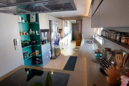 Apartamento à venda com 3 quartos, 133m² em Pinheiros, São Paulo