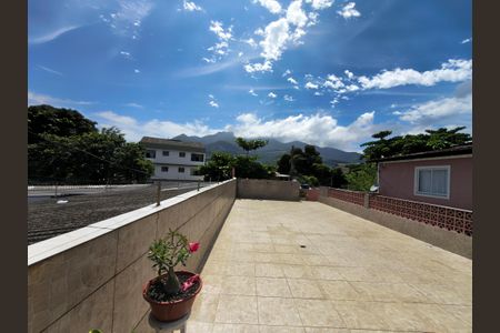 Casa à venda com 358m², 2 quartos e 1 vaga Casa à venda com 358m², 2 quartos e 1 vagaÁrea comum