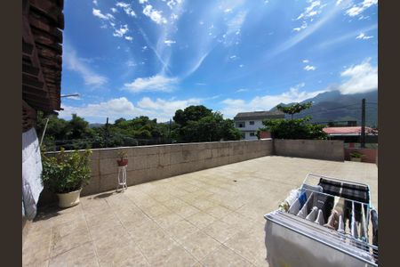 Casa à venda com 358m², 2 quartos e 1 vaga Casa à venda com 358m², 2 quartos e 1 vagaÁrea comum