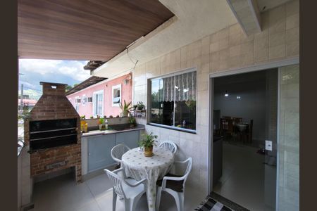 Casa à venda com 358m², 2 quartos e 1 vaga Casa à venda com 358m², 2 quartos e 1 vagaÁrea de Serviço