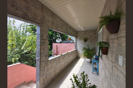 Casa à venda com 358m², 2 quartos e 1 vaga Casa à venda com 358m², 2 quartos e 1 vagaÁrea comum