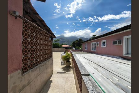 Casa à venda com 358m², 2 quartos e 1 vaga Casa à venda com 358m², 2 quartos e 1 vagaÁrea comum