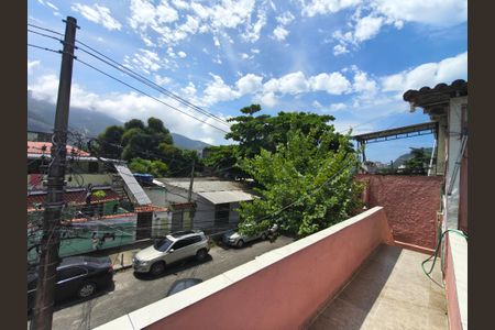 Casa à venda com 358m², 2 quartos e 1 vaga Casa à venda com 358m², 2 quartos e 1 vagaÁrea comum