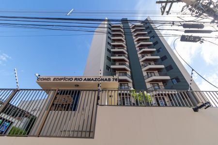 Apartamento à venda com 75m², 2 quartos e 1 vaga Apartamento à venda com 75m², 2 quartos e 1 vagaFachada