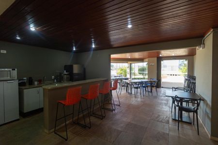 Apartamento à venda com 75m², 2 quartos e 1 vaga Apartamento à venda com 75m², 2 quartos e 1 vagaÁrea comum - Salão de festas