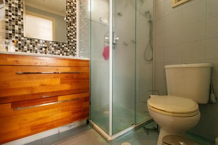 Apartamento à venda com 62m², 2 quartos e 1 vaga Apartamento à venda com 62m², 2 quartos e 1 vagaBanheiro