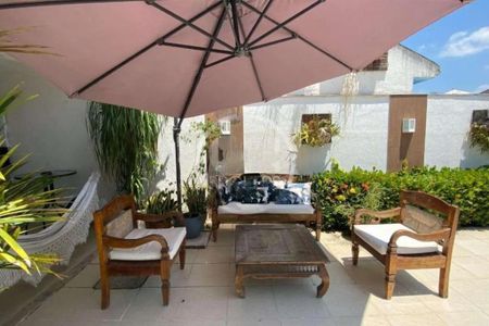 Casa de Condomínio à venda com 3 quartos, 320m² em Recreio dos Bandeirantes, Rio de Janeiro