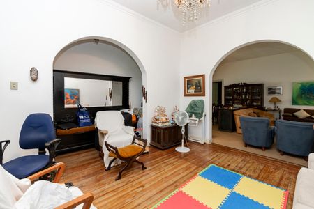 Casa para alugar com 950m², 3 quartos e 3 vagasSala