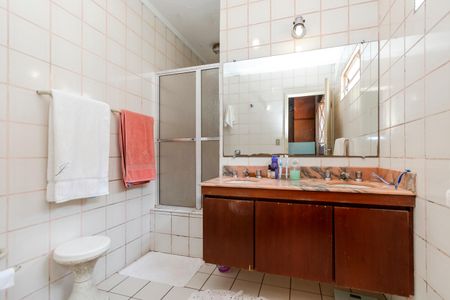 Casa para alugar com 950m², 3 quartos e 3 vagasBanheiro da Suíte