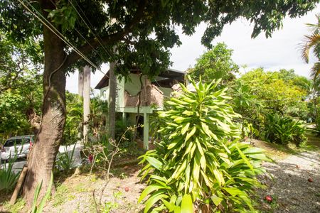Quintal de casa à venda com 4 quartos, 1260m² em Solar do Madeira, Contagem