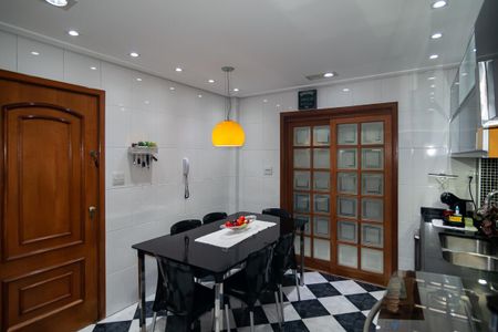 Apartamento à venda com 130m², 3 quartos e 1 vagaCozinha