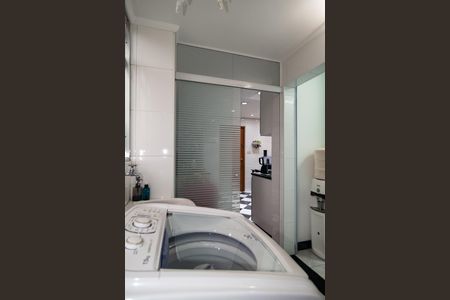 Apartamento à venda com 130m², 3 quartos e 1 vagaÁrea de Serviço