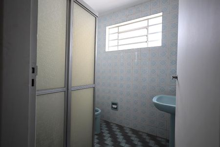 Casa à venda com 169m², 3 quartos e 2 vagasBanheiro 1